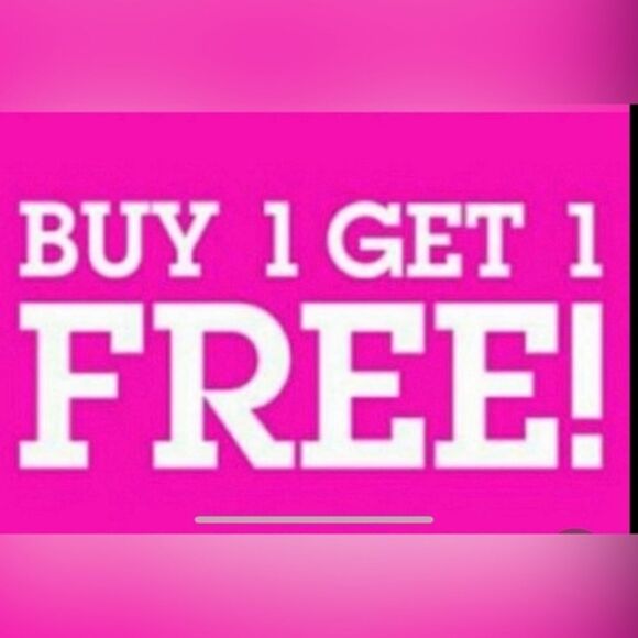 Girl’s 18” necklace with 0.5” sea blue resin dolphin pendant - Picture 2 of 12